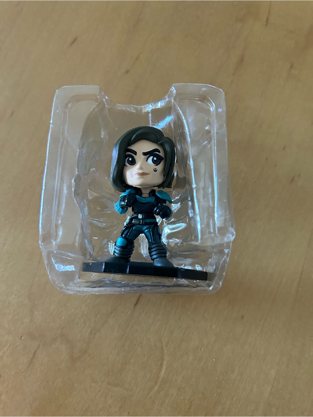 Funko Mini Figure - Teal & Black Battle Hero